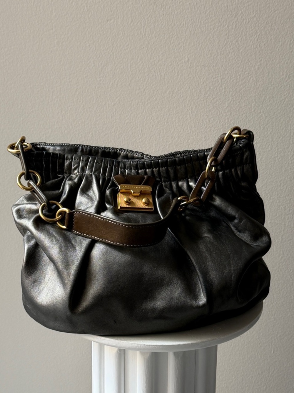 Marc Marc Jacobs Gray Leather Shoulder Bag with Gold Hardware